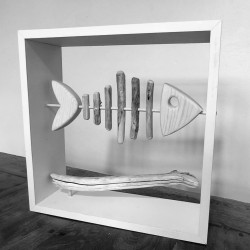 Poisson et bois flotté